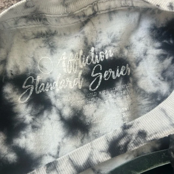 Affliction Women’s Black & White Tie-Dye Crisscross Tee | Size S - Picture 6 of 6